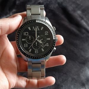 Man's watch